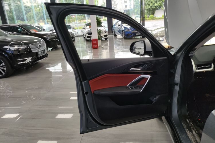 宝马X1 2023款 sDrive20Li X设计套装中控内饰7007