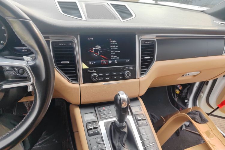 保时捷 2017款  Macan 2.0T局部细节16