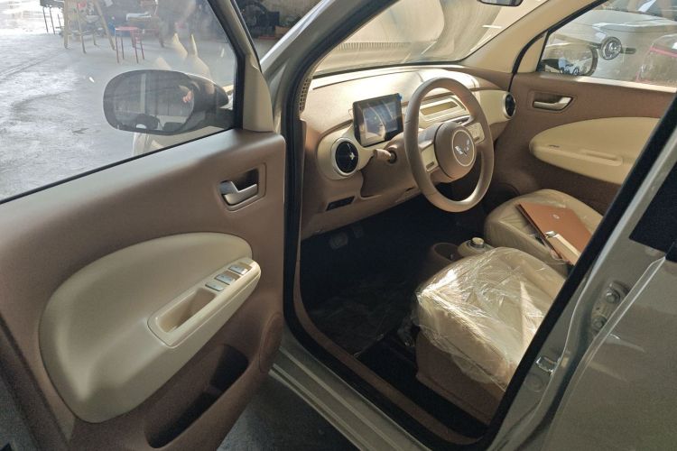 五菱汽车 宏光MINIEV 2025款 四门版 进阶款中控内饰20