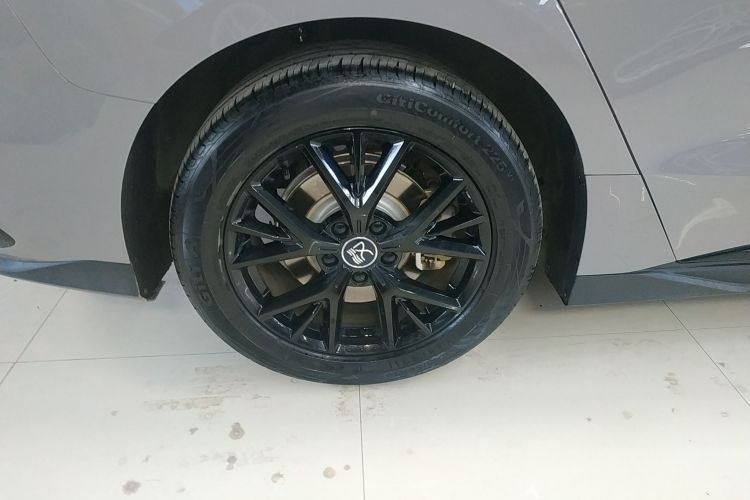 比亚迪 汉 2025款 DM-i 125KM精英型车身外观6002