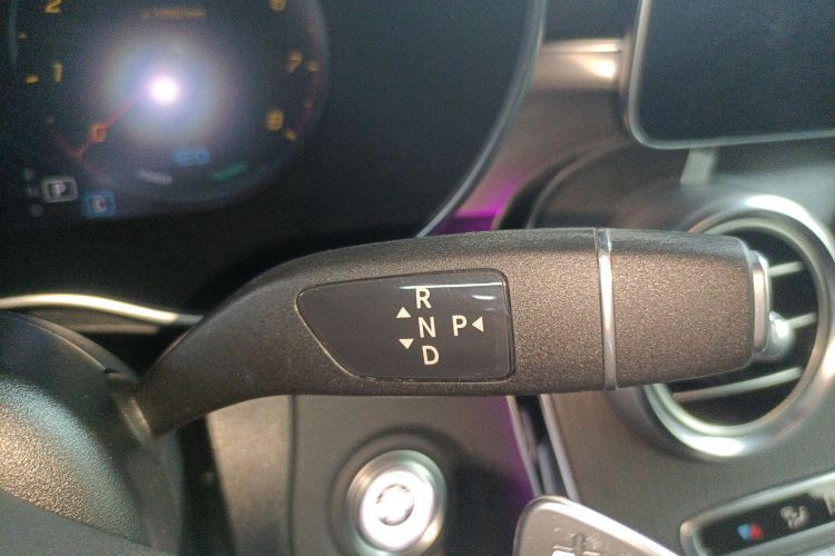 奔驰C级(进口) 2021款 C 260 轿跑车局部细节18