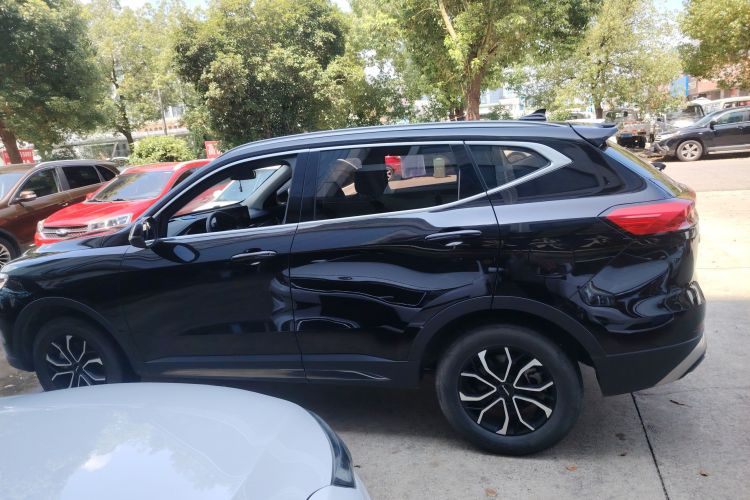 哈弗H6 2021款 国潮版 1.5T 自动都市版车身外观6003