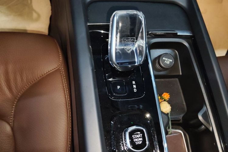 沃尔沃XC60 2024款 B5 四驱智逸豪华版中控内饰18