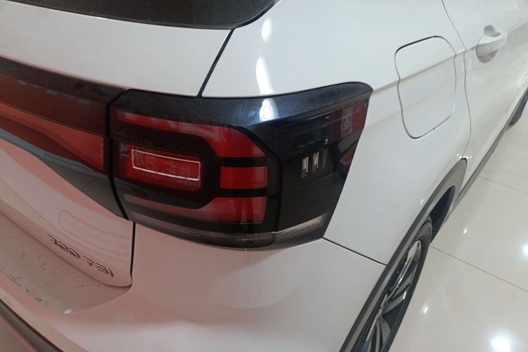 大众 探影 2021款 200TSI DSG 悦智联版车身外观9