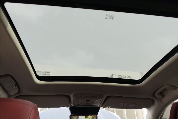 红旗HS5 2023款 2.0T 四驱旗领Pro版中控内饰22