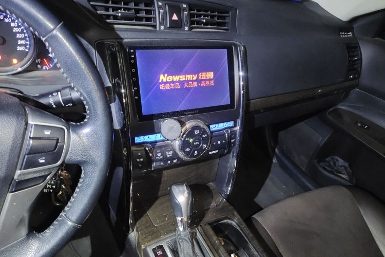 丰田 锐志 2013款 2.5V 尚锐版中控内饰16