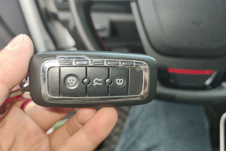 观致5 2017款 1.6T 自动尊贵型中控内饰11