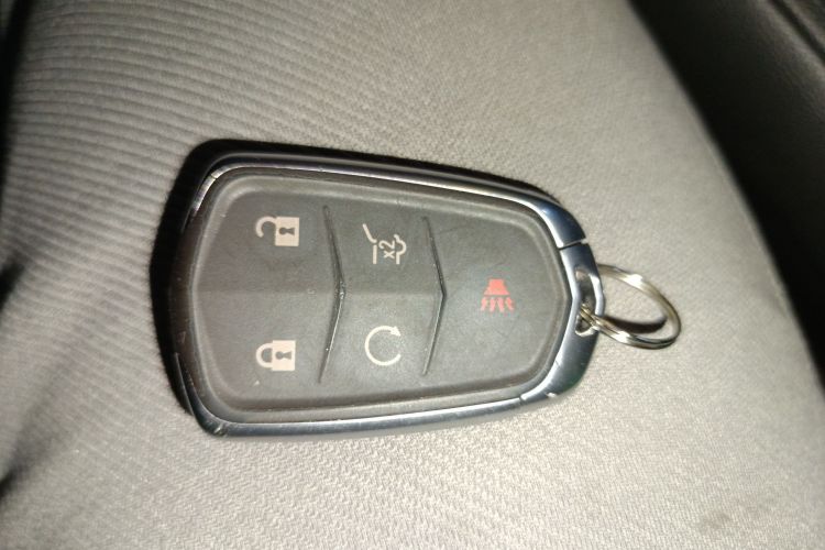 凯迪拉克XT4 2021款 28T 四驱铂金运动版中控内饰11