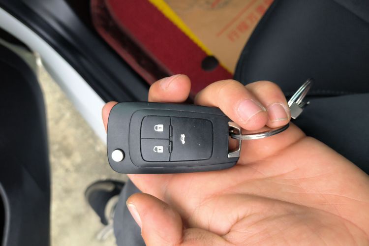 别克 英朗 2021款 改款 典范 1.5L 自动精英型中控内饰11