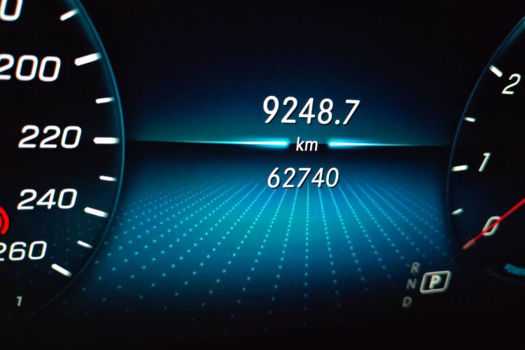 奔驰C级 2020款 C 260 L 运动版中控内饰15