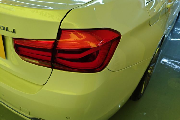 宝马3系 2019款 320Li 时尚型车身外观9