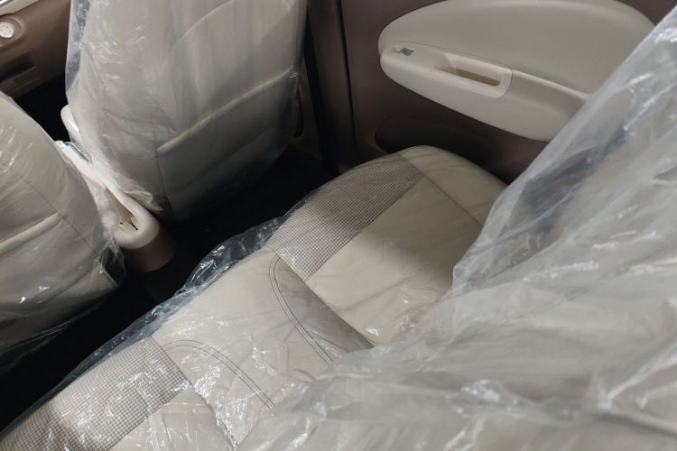 五菱汽车 宏光MINIEV 2025款 四门版 进阶款中控内饰21