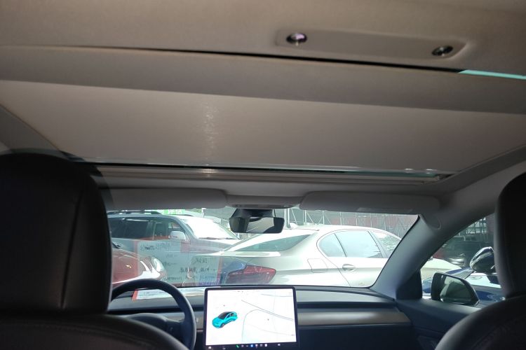 特斯拉 Model 3 2019款 标准续航后驱升级版局部细节22