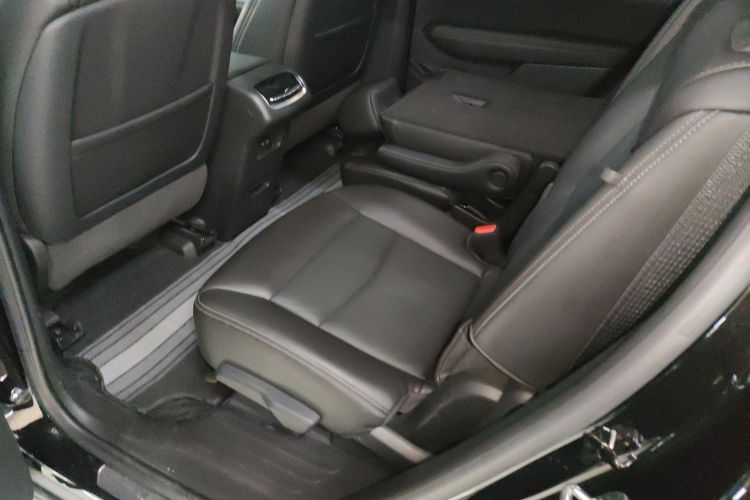 凯迪拉克XT6 2022款 2.0T 六座四驱豪华型中控内饰21