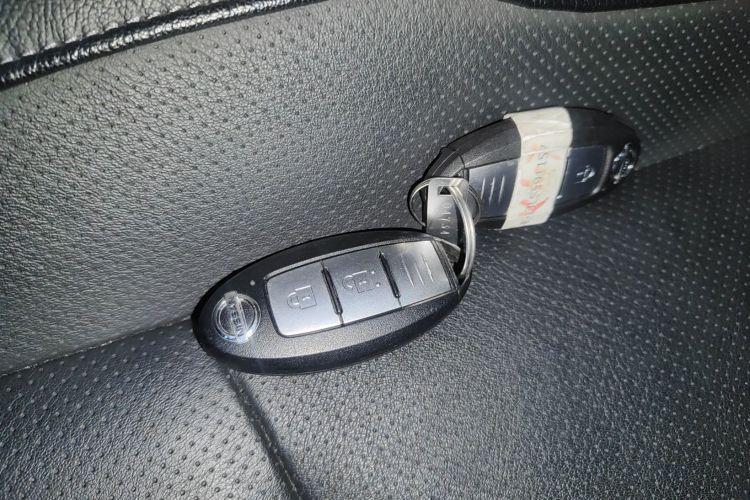 日产 奇骏 2021款 2.0L CVT 2WD XL Premium尊享纪念版中控内饰7001