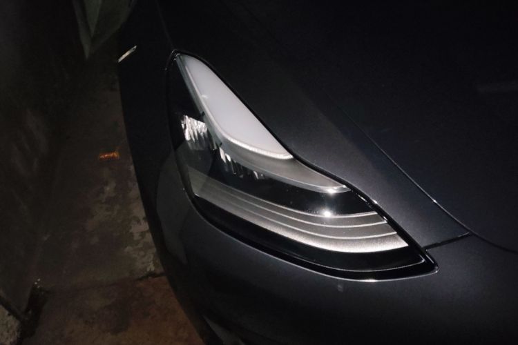 特斯拉 Model 3 2019款 标准续航后驱升级版车身外观8