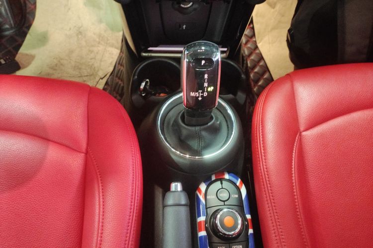 MINI 2018款 1.5T ONE PLUS中控内饰18