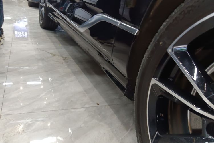 岚图汽车 岚图追光 2024款 PHEV 四驱超长续航旗舰版局部细节9001