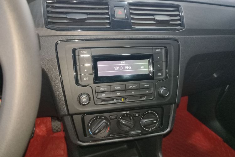 大众 桑塔纳 2021款 1.5L 手动风尚版中控内饰16