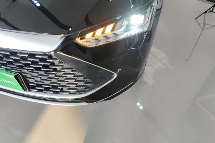 比亚迪 秦PLUS 2023款  冠军版 DM-i 120KM超越型局部细节36