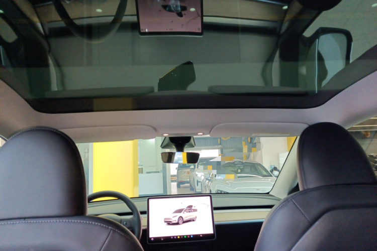 特斯拉 Model Y 2022款 后轮驱动版局部细节22