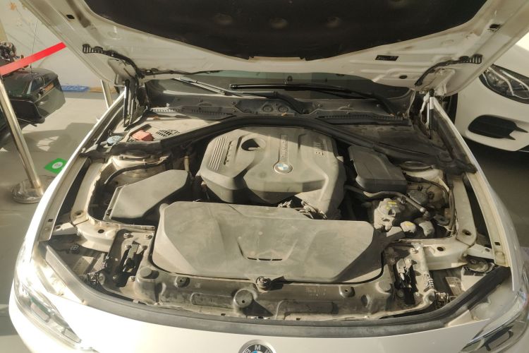 宝马3系 2017款 320Li 时尚型机舱底盘24