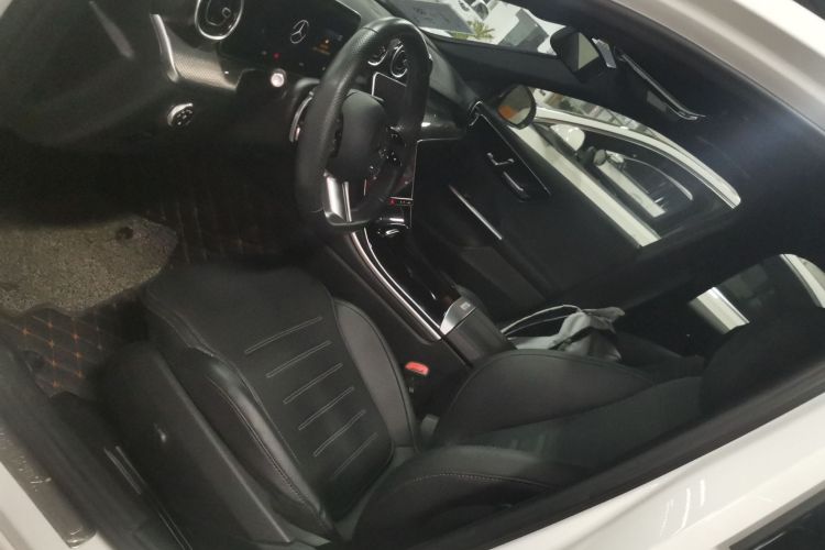 奔驰C级 2023款 改款 C 200 L 运动版中控内饰19