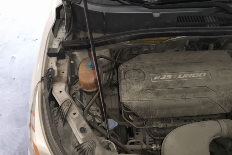 广汽传祺 传祺GS4 2016款 235T G-DCT精英版局部细节9006