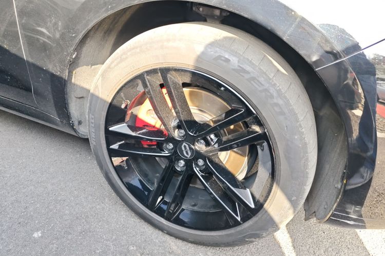 鸿蒙智行 问界M5 2024款 增程 Max RS 四驱高阶智驾版车身外观10