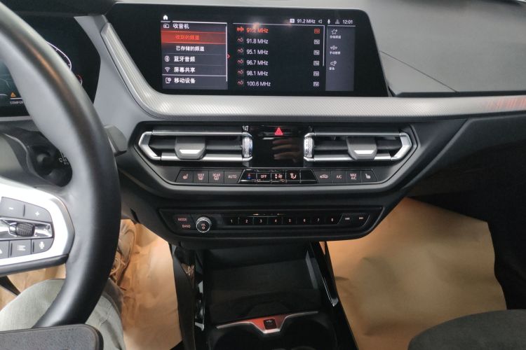 宝马2系(进口) 2021款 225i 四门轿跑车 M运动曜夜套装中控内饰16