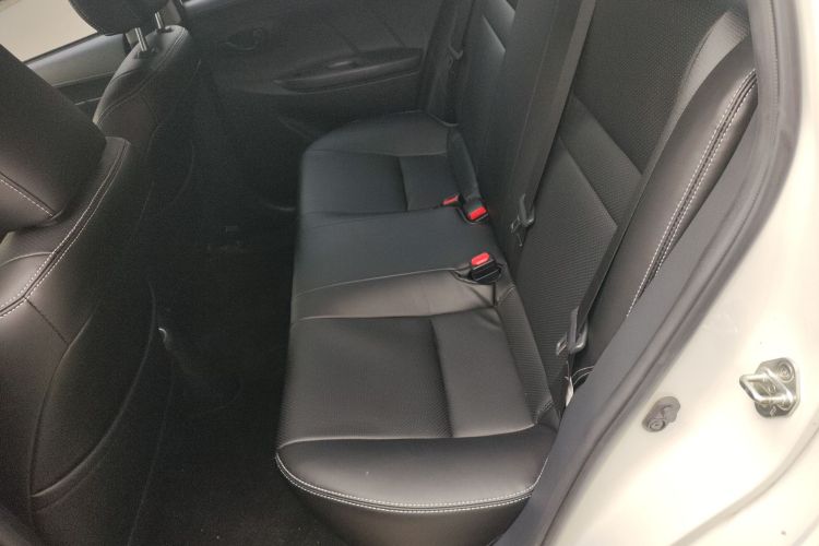 丰田 威驰 2021款 1.5L CVT创行版中控内饰21