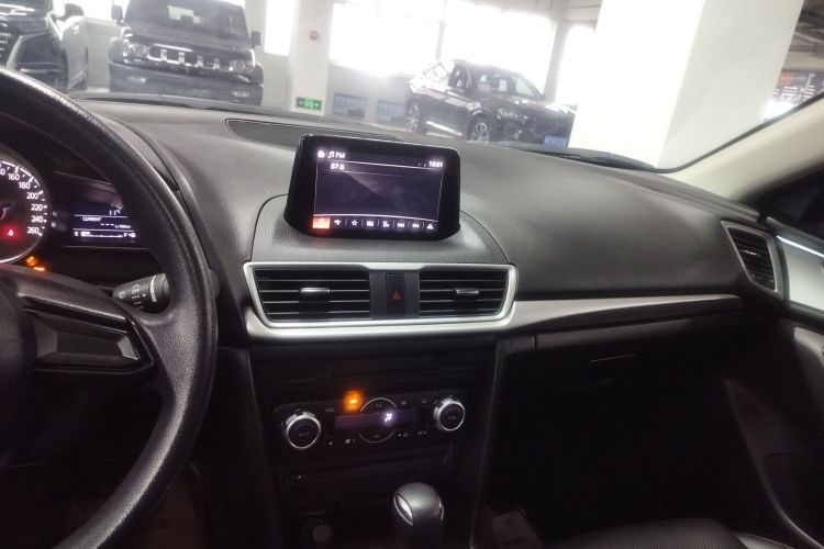 马自达3 昂克赛拉 2019款 云控版 三厢 1.5L 自动豪华型 国VI中控内饰12