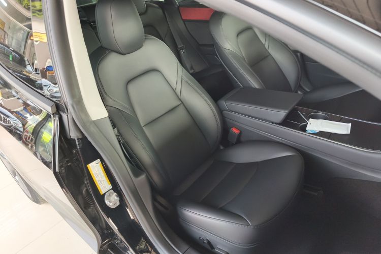 特斯拉 Model 3 2020款 标准续航后驱升级版局部细节41