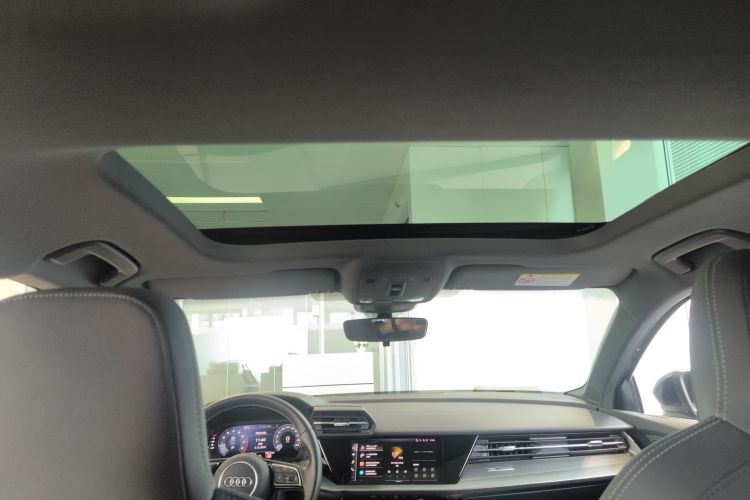 奥迪A3 2023款 改款 A3L Limousine 35 TFSI 时尚运动型局部细节22