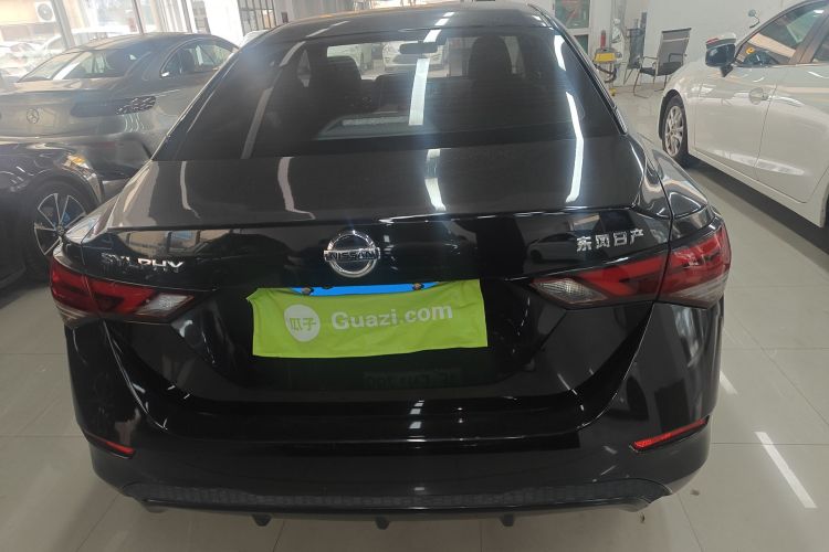 日产 轩逸 2021款 1.6L XL CVT悦享版车身外观6