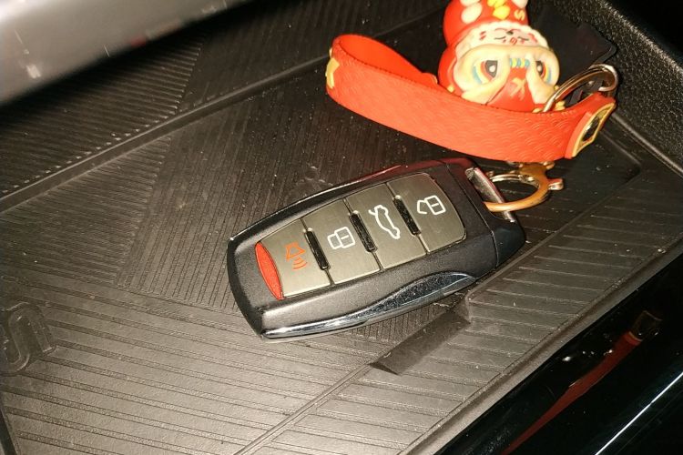 哈弗H6 2021款 第三代 2.0T 自动两驱Max中控内饰7001