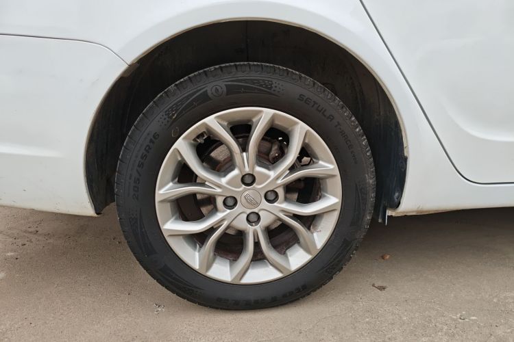 吉利汽车 远景 2018款 1.5L 手动幸福版车身外观6008