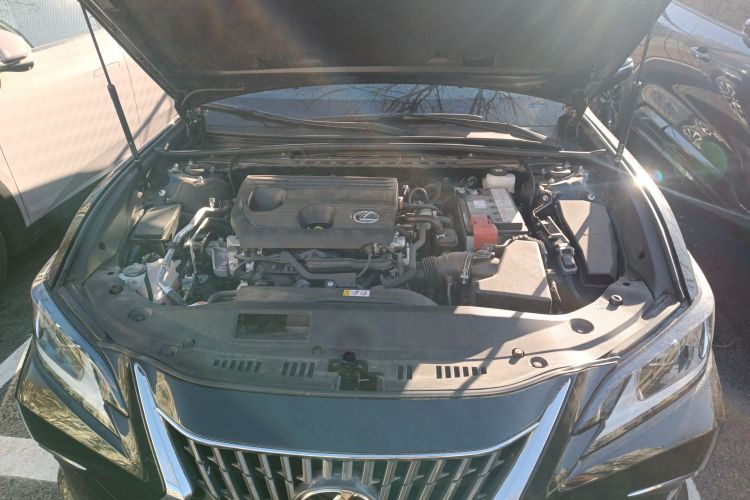 雷克萨斯ES 2024款 200 臻享版局部细节24