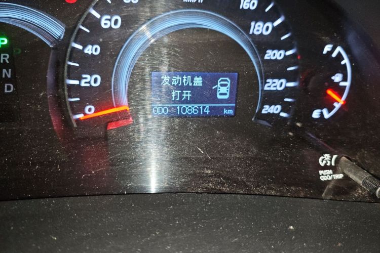 丰田 凯美瑞 2010款 240G 豪华版中控内饰15