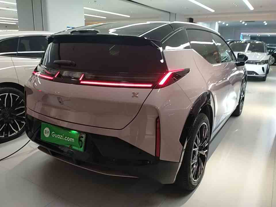 极氪X 2025款 四座后驱魔方版(4)
