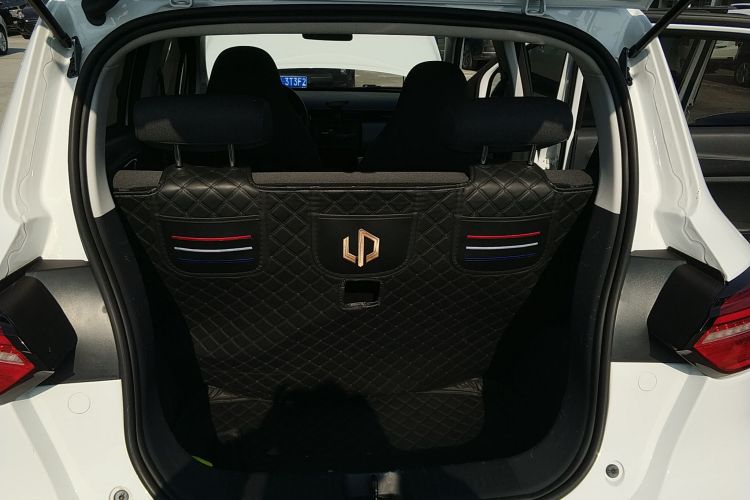 零跑汽车 零跑T03 2021款 400轻享版 磷酸铁锂机舱底盘23