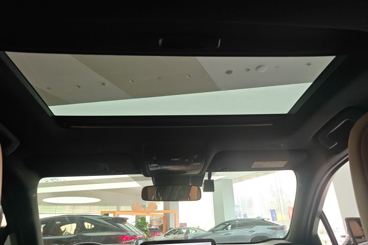 雷克萨斯UX 2022款 260h 探·趣版局部细节22