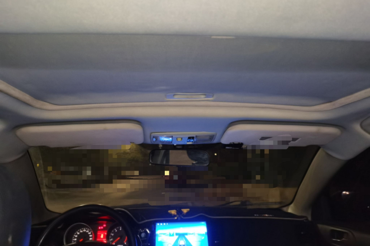 三菱 翼神 2013款 时尚版 1.8L 手动舒适型中控内饰22