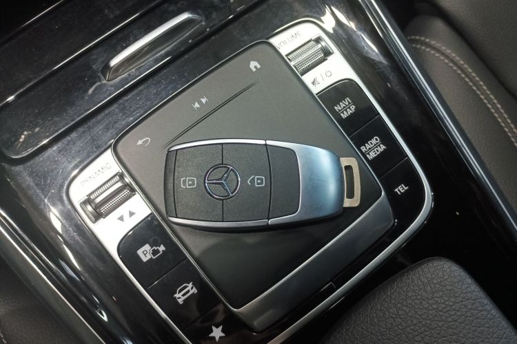 奔驰B级 2020款 B 180中控内饰7001