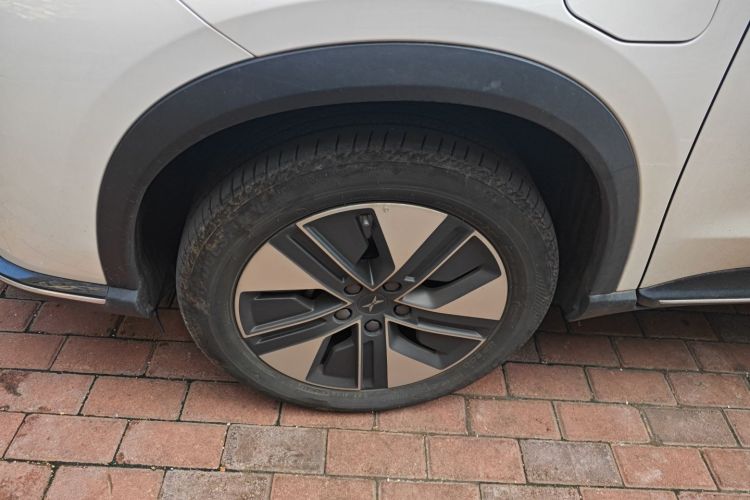 小鹏G3 2022款 G3i 460G+车身外观6007