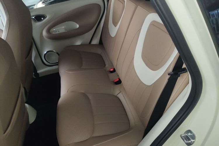 五菱汽车 五菱缤果 2025款 333km 悦享款中控内饰21