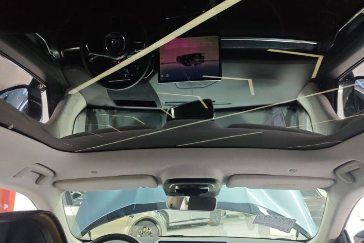 极氪001 2021款 超长续航单电机 WE版中控内饰22