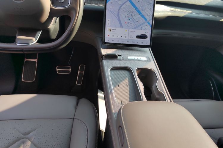 蔚来ES7 2022款 75kWh中控内饰18