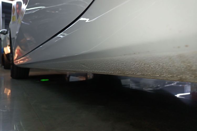 吉利汽车 帝豪 2025款 第4代 1.5L CVT龙腾版局部细节9002