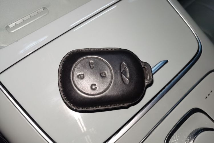 奇瑞 风云T10 2024款 210 奢享版中控内饰7001